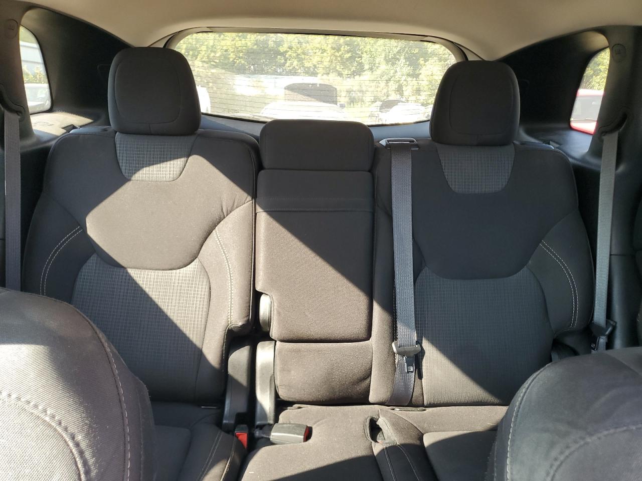 2016 Jeep Cherokee Latitude VIN: 1C4PJMCB8GW131300 Lot: 72059695