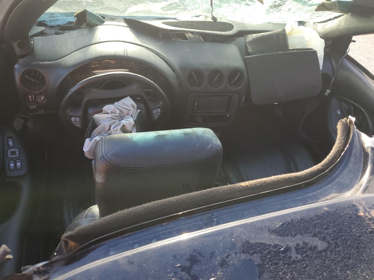 2000 Pontiac Firebird Formula VIN: 2G2FV22G7Y2136500 Lot: 71698305