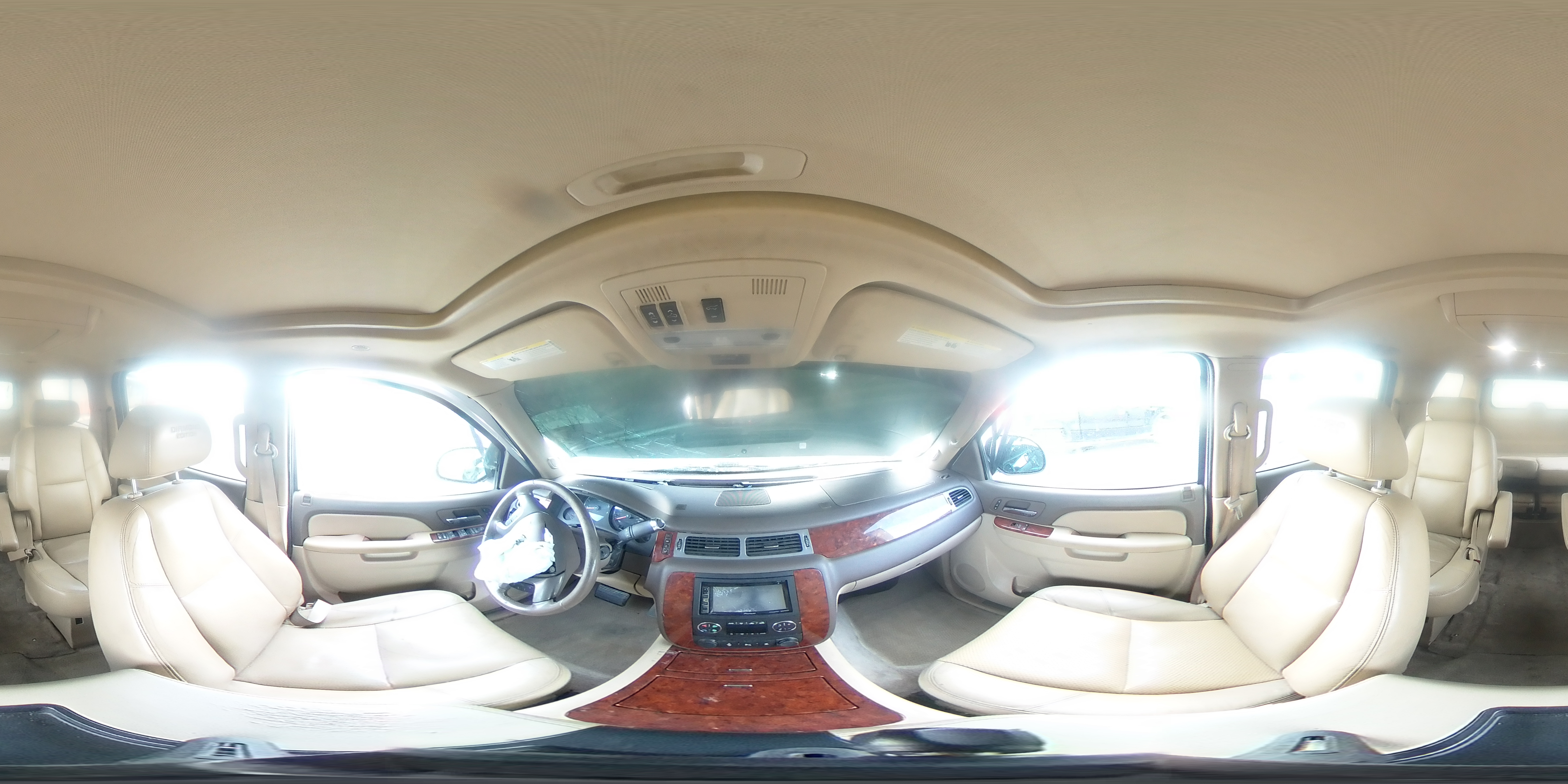 2010 Chevrolet Suburban K1500 Ltz VIN: 1GNUKKE3XAR281139 Lot: 83834915