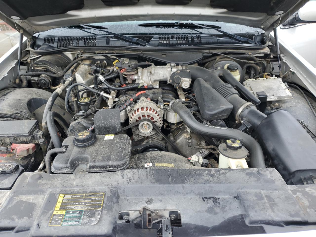 2005 Mercury Grand Marquis Gs VIN: 2MEFM74W65X670343 Lot: 82148465