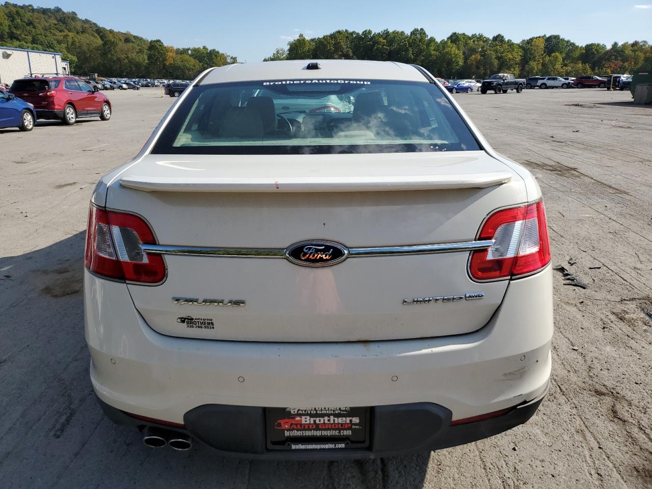 2010 Ford Taurus Limited VIN: 1FAHP2JW2AG113704 Lot: 80456465