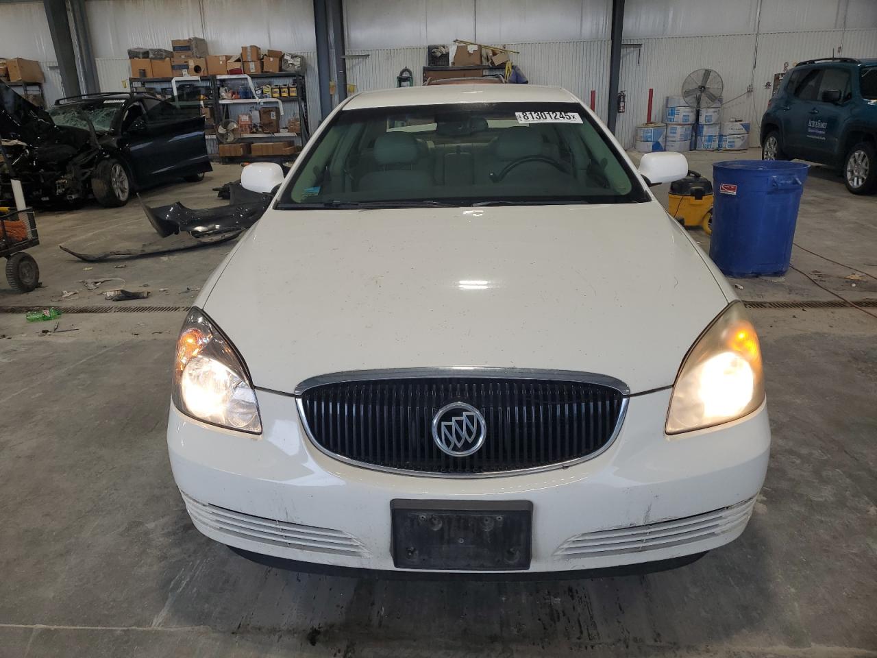 1G4HD57267U156912 BUICK LUCERNE 2007 WHITE Photo 5