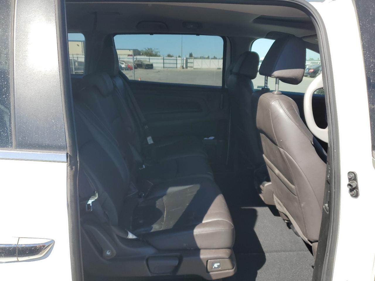 2018 Honda Odyssey Exl VIN: 5FNRL6H71JB107631 Lot: 80755525