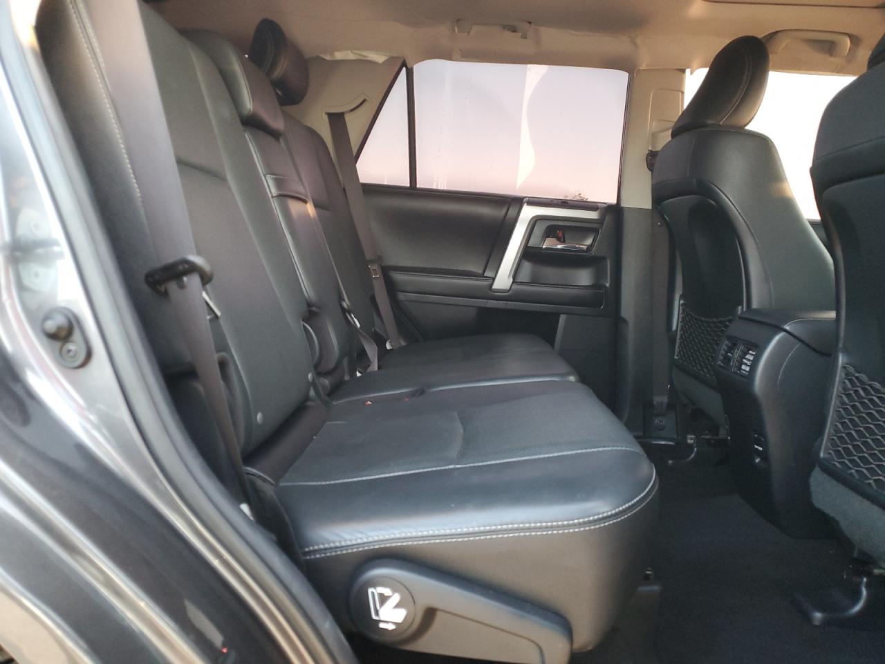 2017 Toyota 4Runner Sr5/Sr5 Premium VIN: JTEBU5JR3H5441901 Lot: 81647535