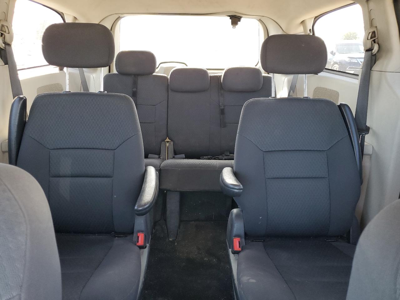 2010 Dodge Grand Caravan Se VIN: 2D4RN4DE0AR453289 Lot: 71486665