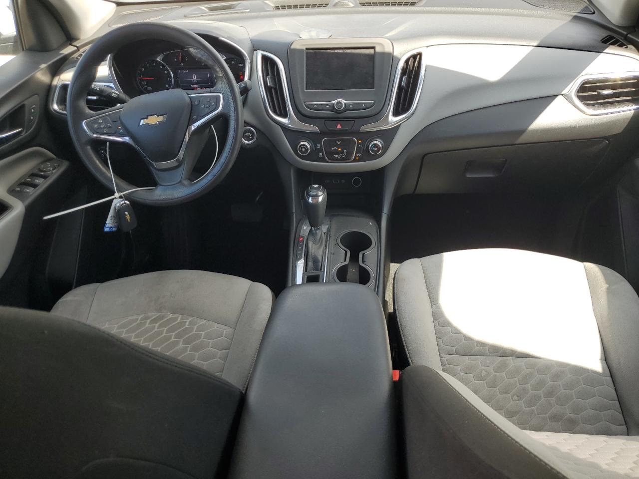 2020 Chevrolet Equinox Lt VIN: 2GNAXKEV8L6157553 Lot: 71844445