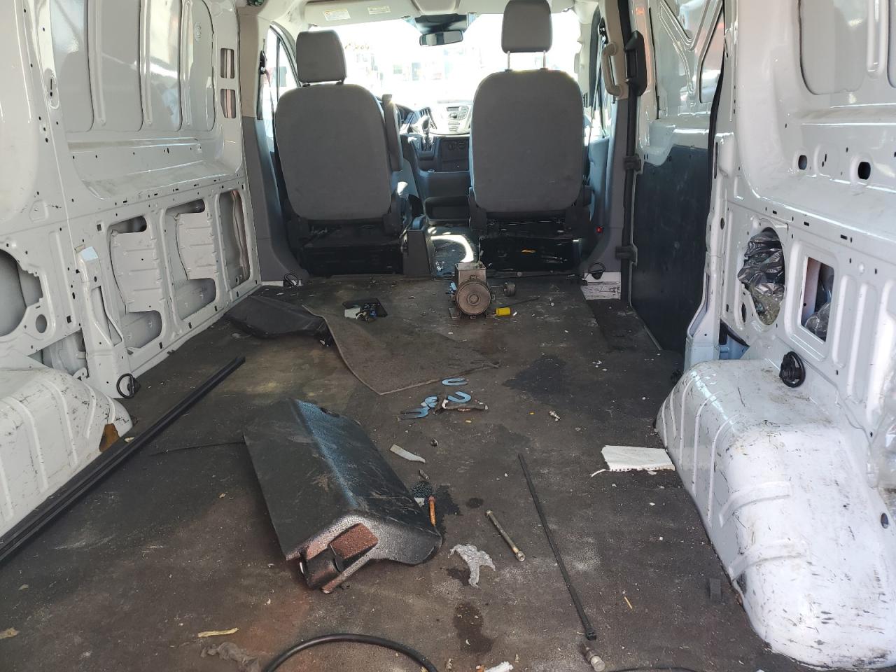 2018 Ford Transit T-150 VIN: 1FTYE1YG9JKA25464 Lot: 80493435