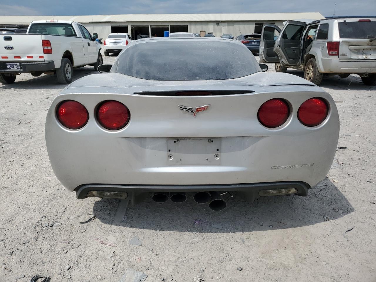 2005 Chevrolet Corvette VIN: 1G1YY24U355100830 Lot: 80463185