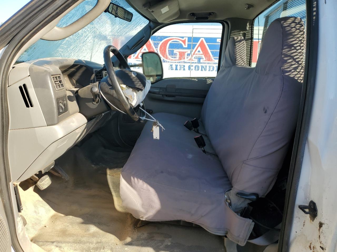 2003 Ford F550 Super Duty VIN: 1FDAF56S43EC25498 Lot: 84380945