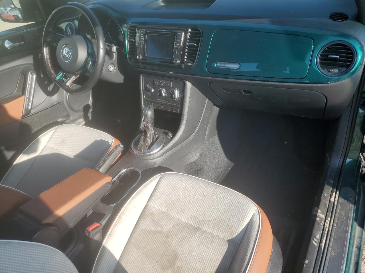 2017 Volkswagen Beetle 1.8T VIN: 3VWF17AT0HM621429 Lot: 80982415