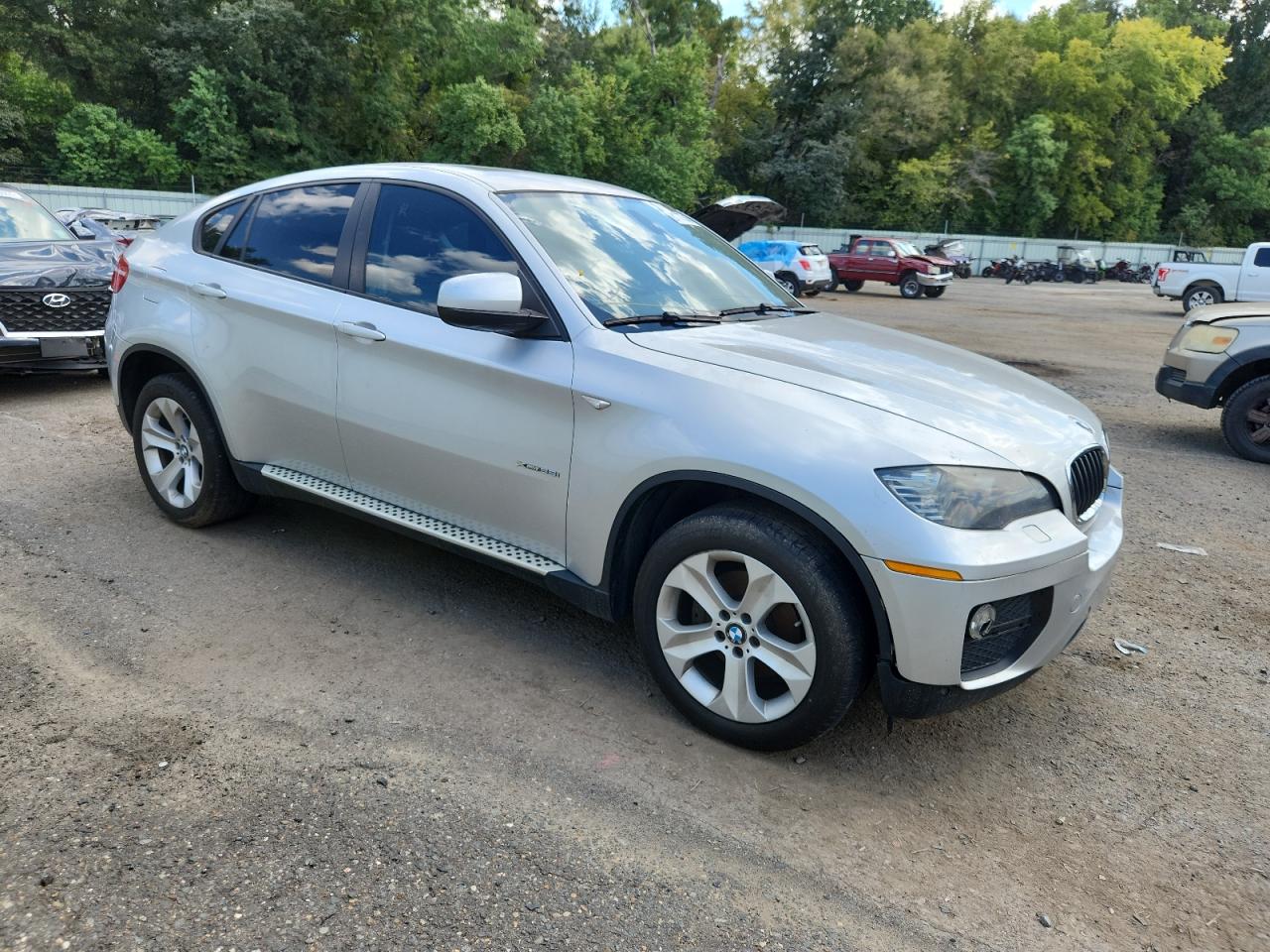 Фото: 5UXFG2C54E0H11475