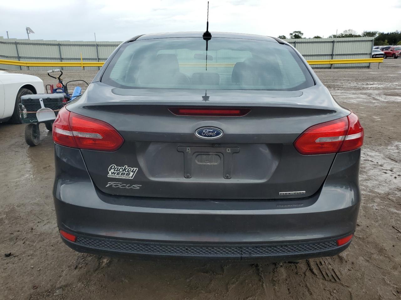 2016 Ford Focus S VIN: 1FADP3E2XGL250983 Lot: 80965255