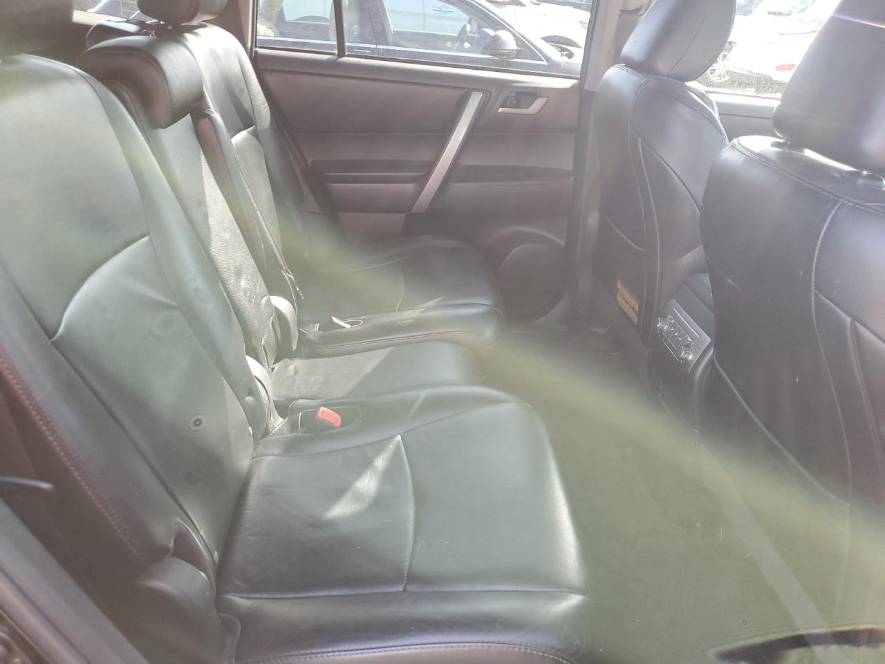 2011 Toyota Highlander Base VIN: 5TDBK3EH0BS052960 Lot: 80486155