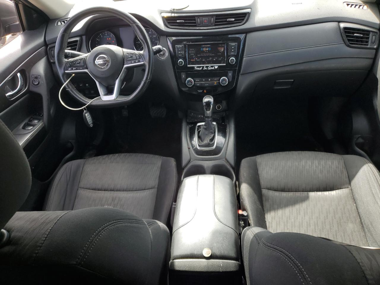 2019 Nissan Rogue S VIN: 5N1AT2MV9KC733643 Lot: 84180735