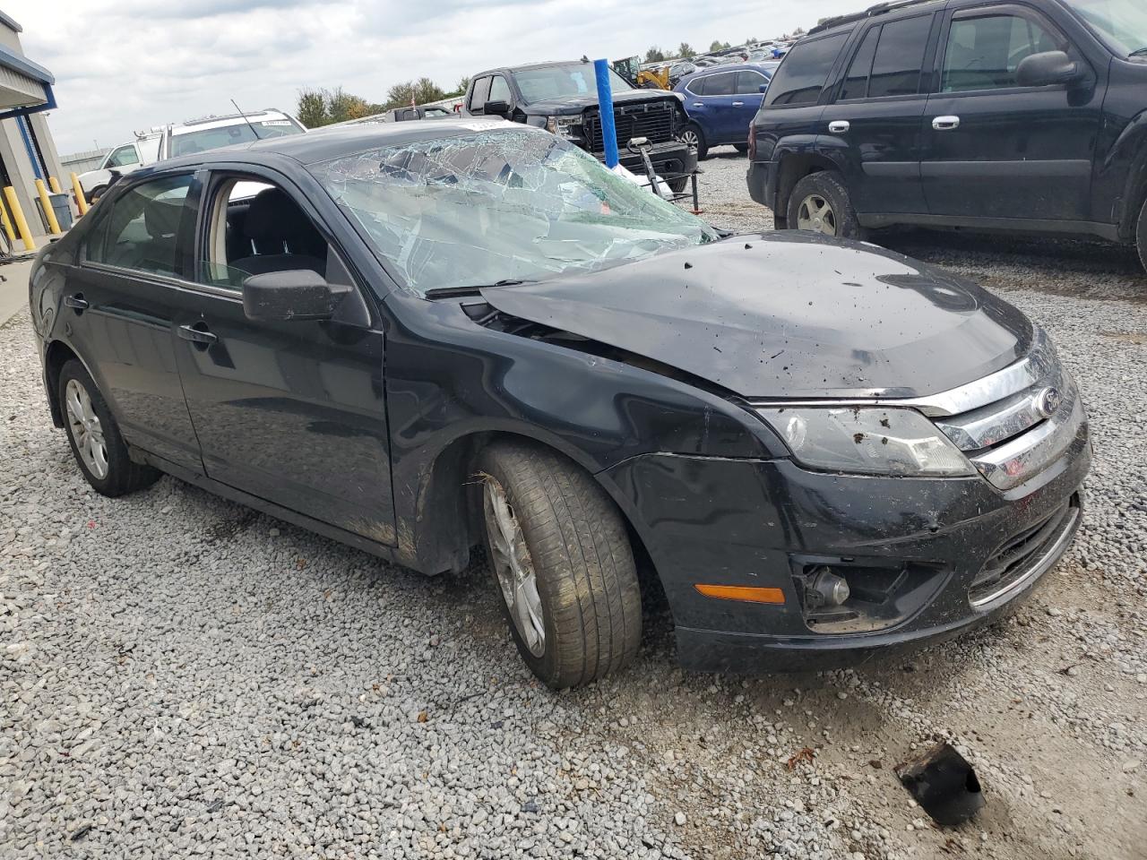 3FAHP0HA6CR165573 FORD FUSION 2012 BLACK Photo 4