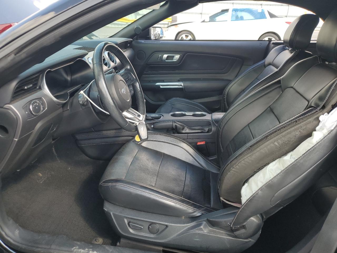 2020 Ford Mustang VIN: 1FATP8UH2L5138451 Lot: 80910295