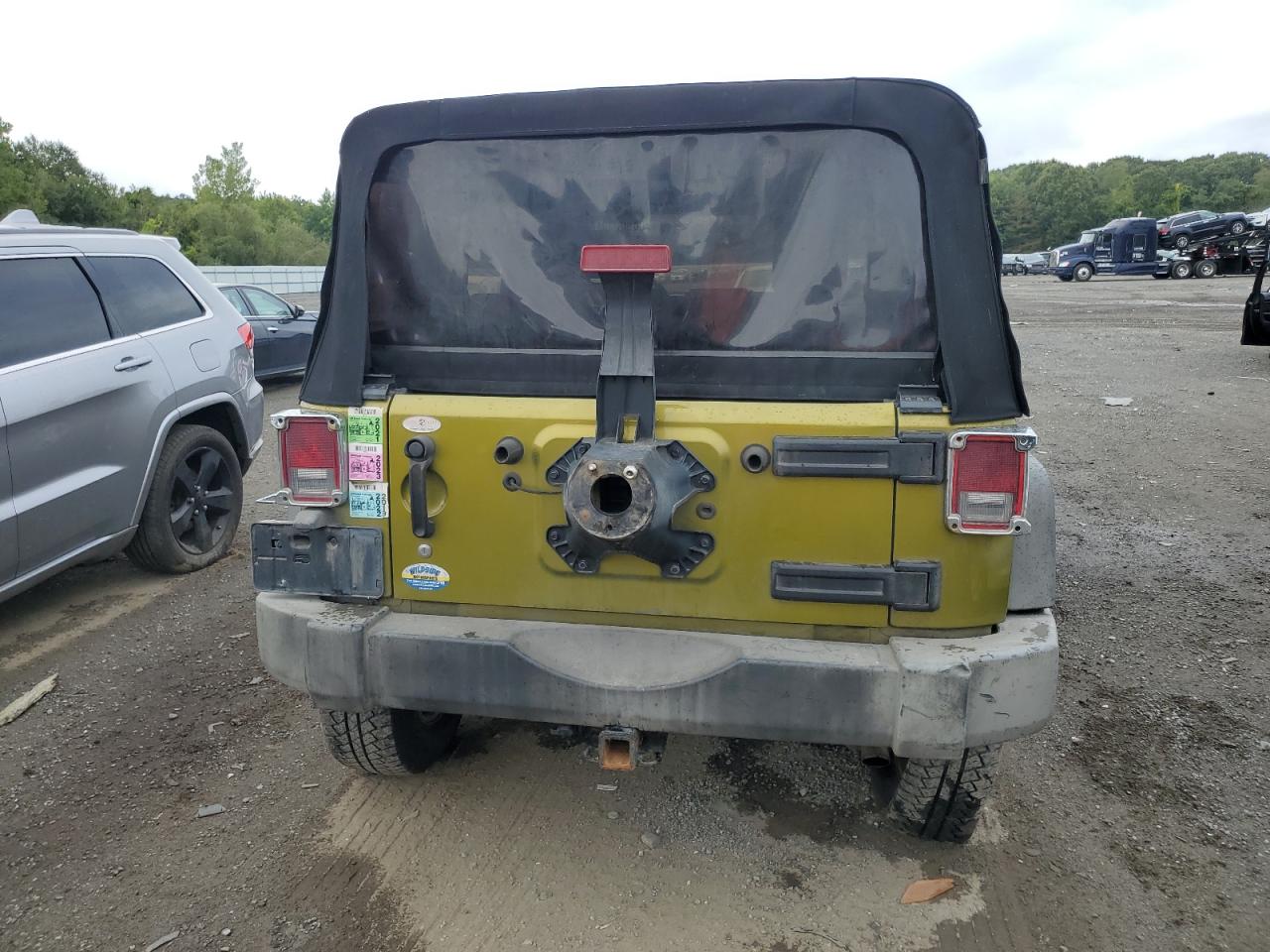 2008 Jeep Wrangler Unlimited X VIN: 1J4GA39148L621982 Lot: 70880535