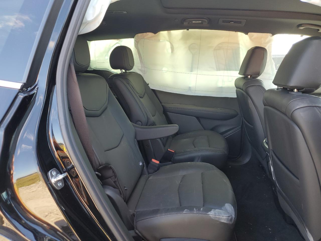 2025 Cadillac Xt6 Premium Luxury VIN: 1GYKPDRS5SZ128923 Lot: 84643975