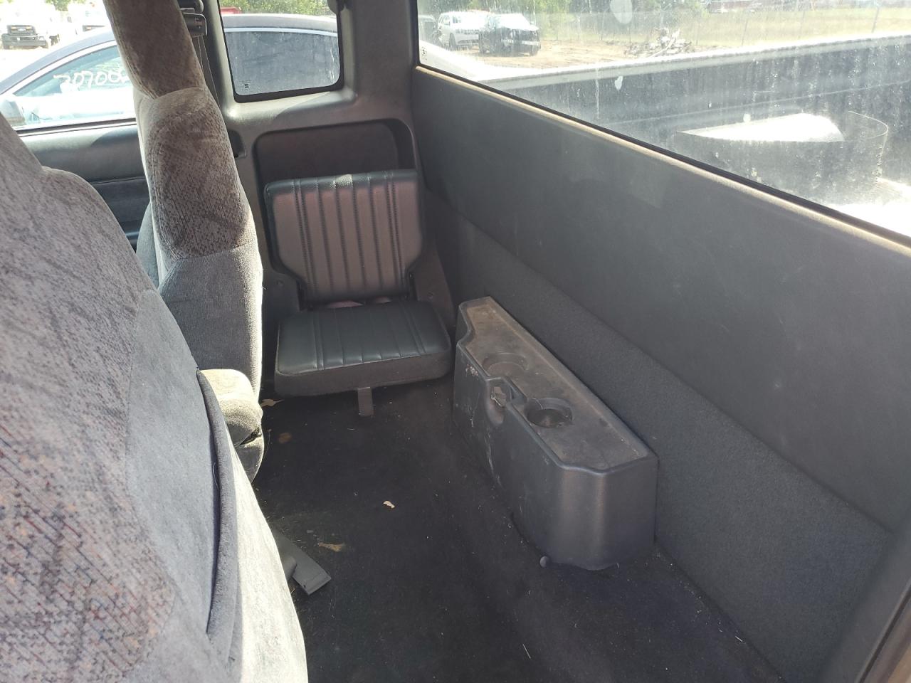 2000 GMC Sonoma VIN: 1GTDT19W5Y8121285 Lot: 71079415