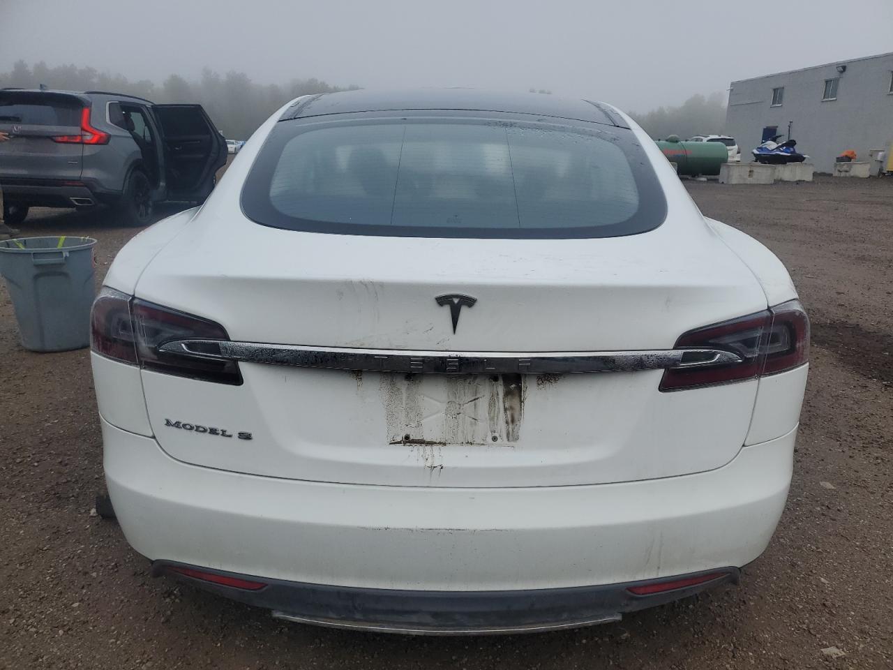 2013 Tesla Model S VIN: 5YJSA1AC0DFP10799 Lot: 81713755