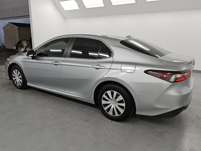  TOYOTA CAMRY 2023 Серебристый