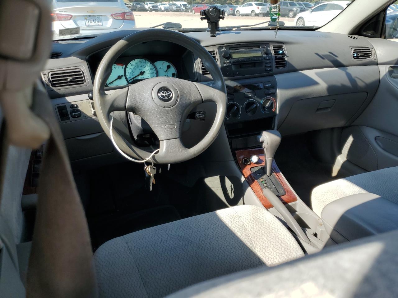 2004 Toyota Carolla VIN: 2T1BR38E04C270521 Lot: 81302005