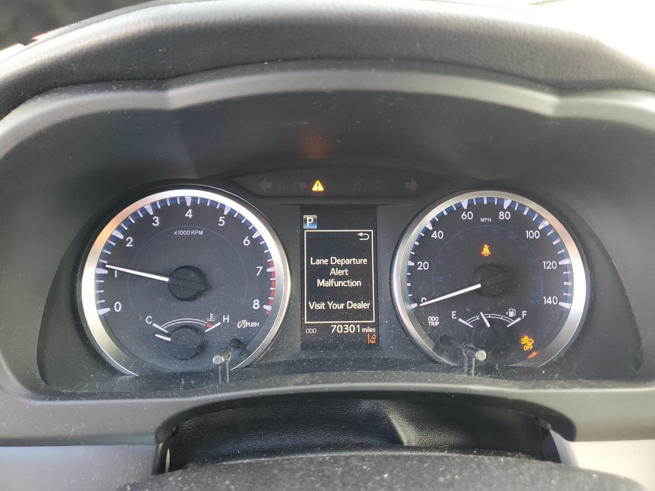 2018 Toyota Highlander Le VIN: 5TDBZRFHXJS909068 Lot: 80540785