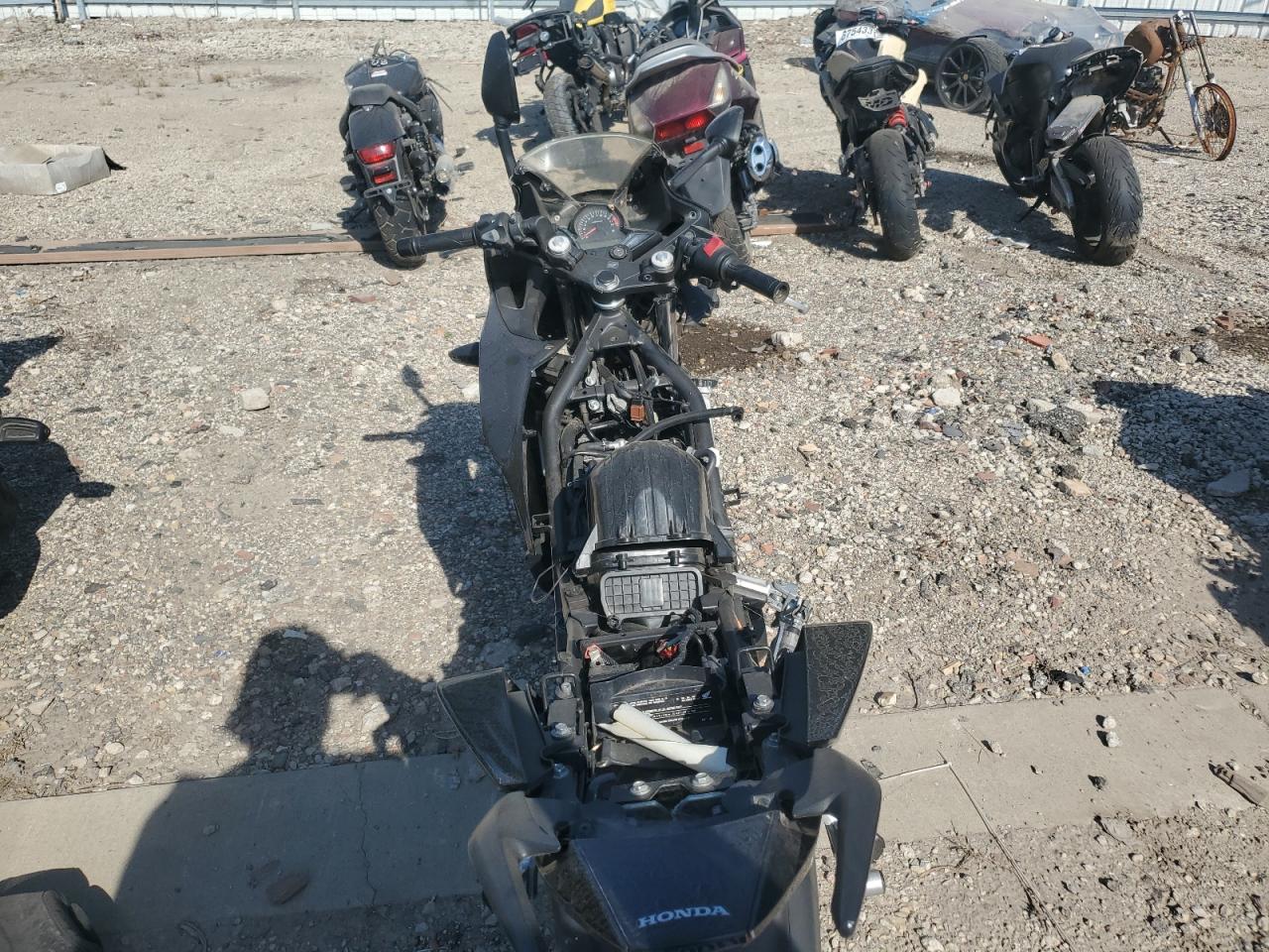 2016 Honda Cbr300 Ra VIN: MLHNC5157G5200159 Lot: 81238045