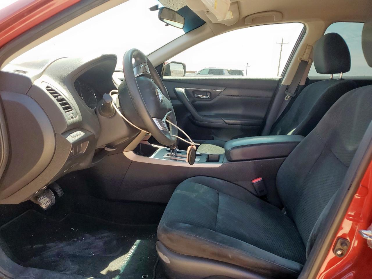 2015 Nissan Altima 2.5 VIN: 1N4AL3AP8FC266677 Lot: 70694715