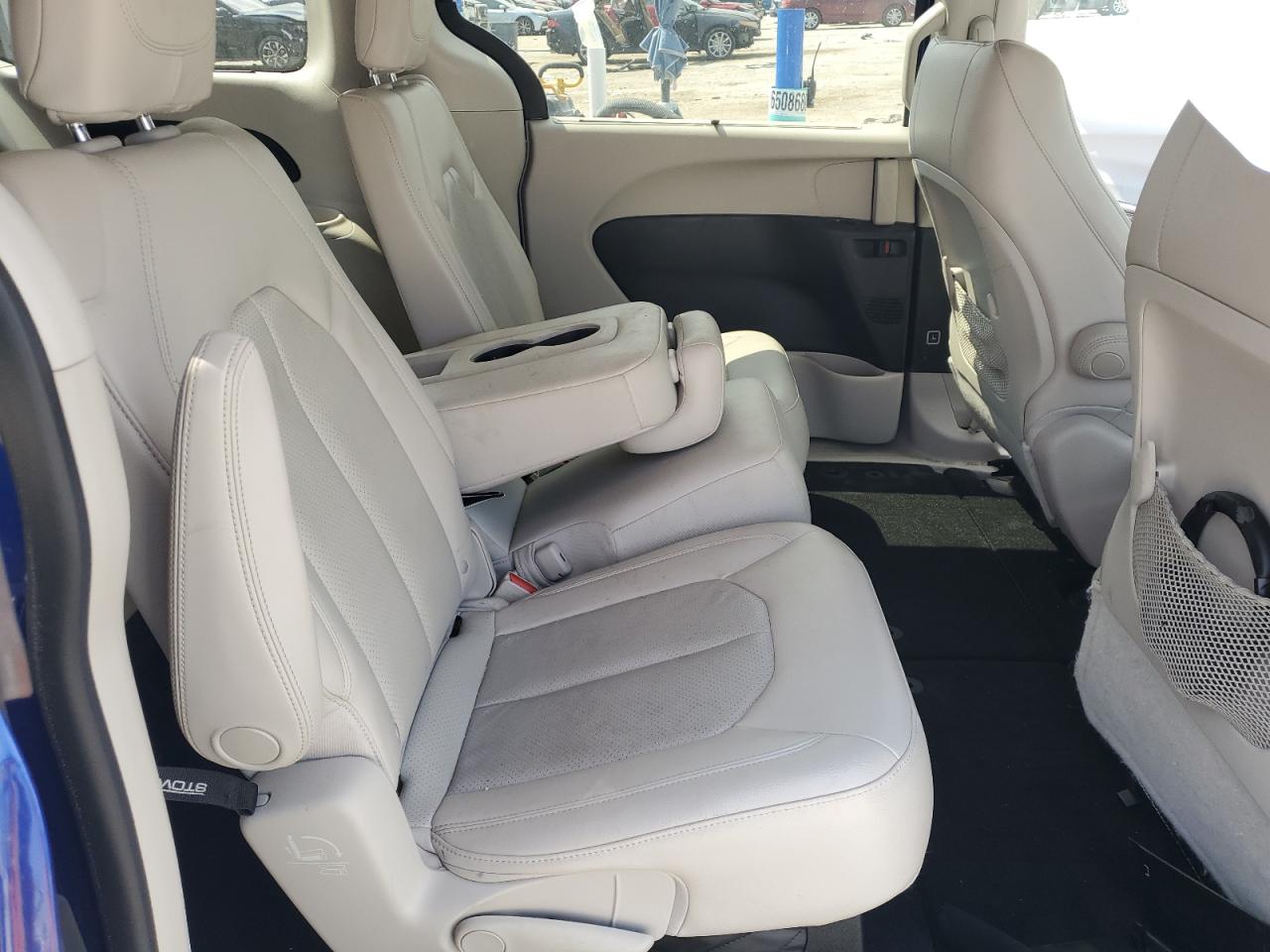 2018 Chrysler Pacifica Touring L VIN: 2C4RC1BG0JR351013 Lot: 81628045