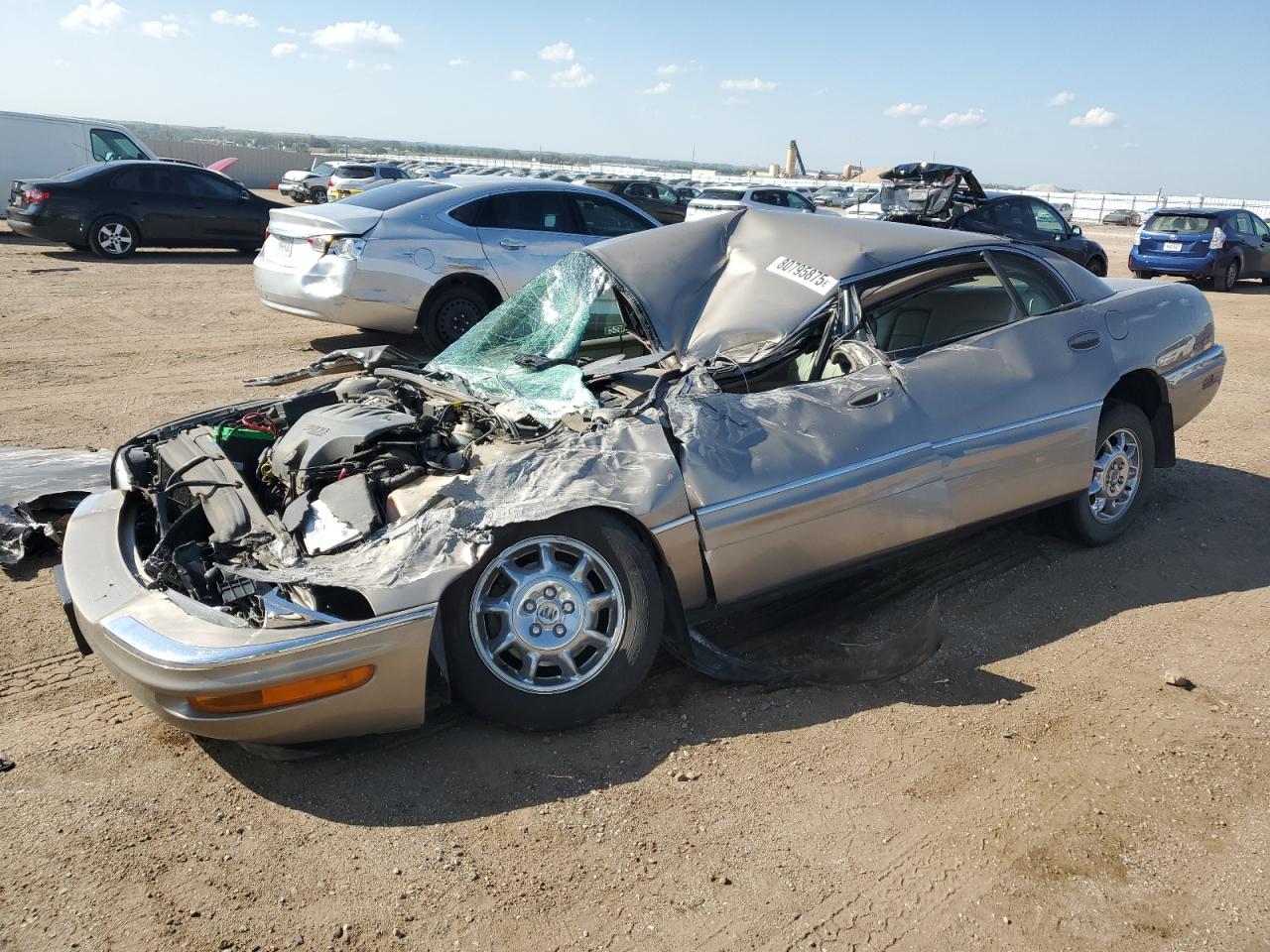 BUICK PARK AVE 2004. Lot# 80795875. VIN 1G4CW54K844132308. Photo 1