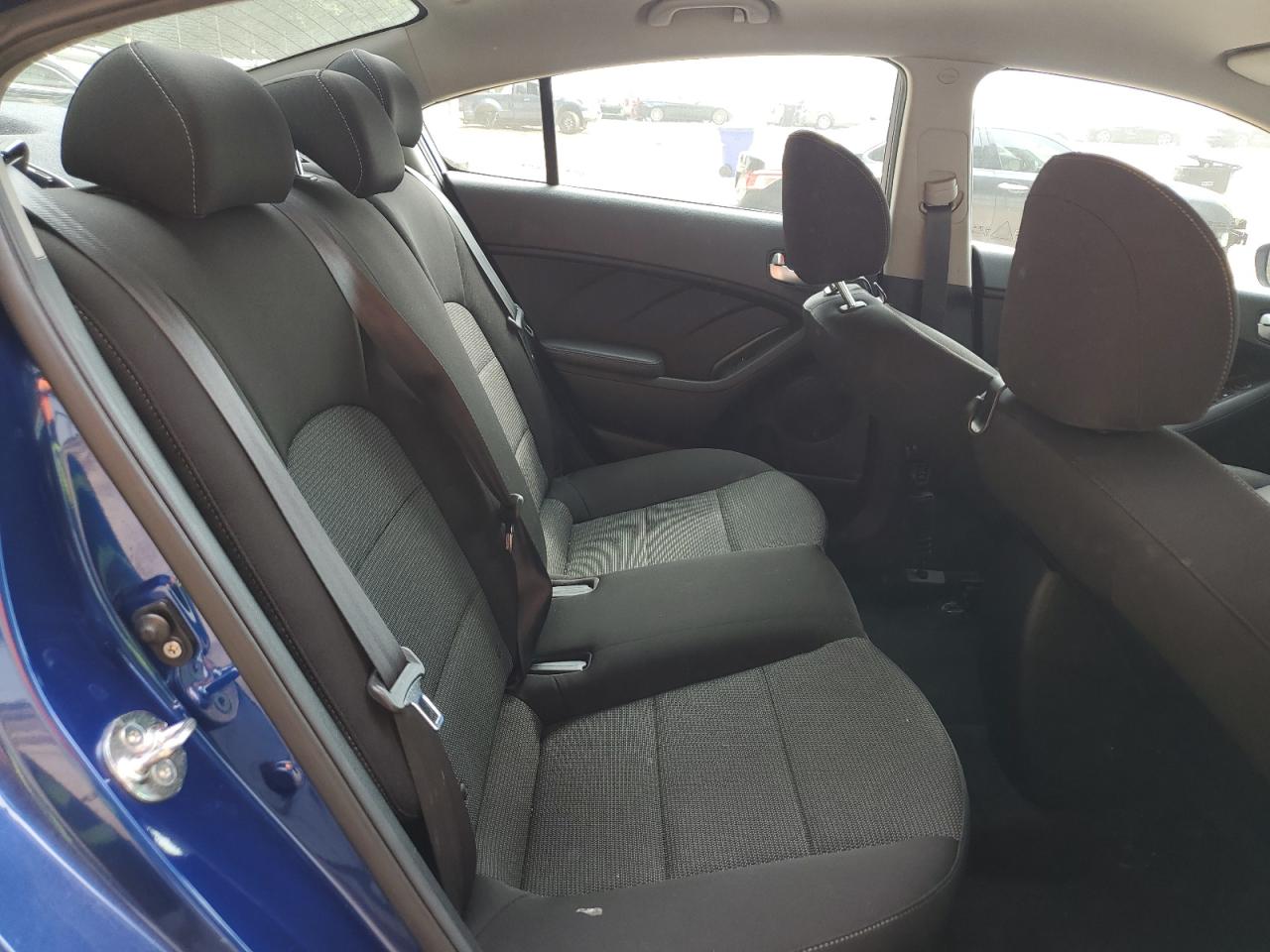 2018 Kia Forte Lx VIN: 3KPFK4A70JE259166 Lot: 81803775