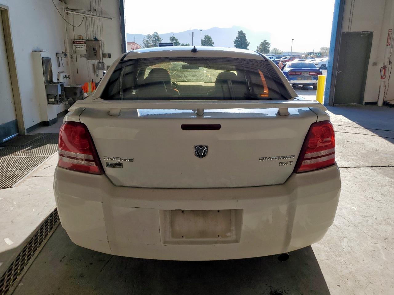 2009 Dodge Avenger Sxt VIN: 1B3LC56DX9N518159 Lot: 83865095