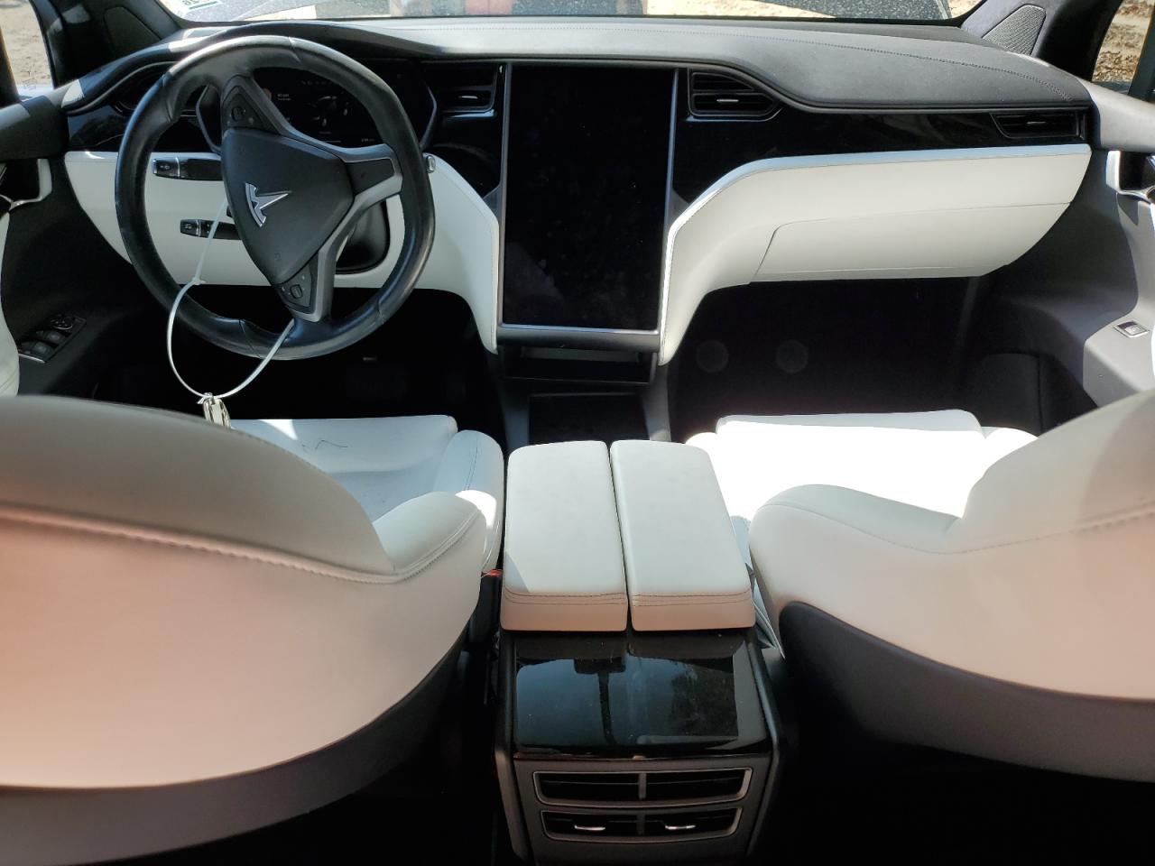 2020 Tesla Model X VIN: 5YJXCAE20LF298741 Lot: 82056545