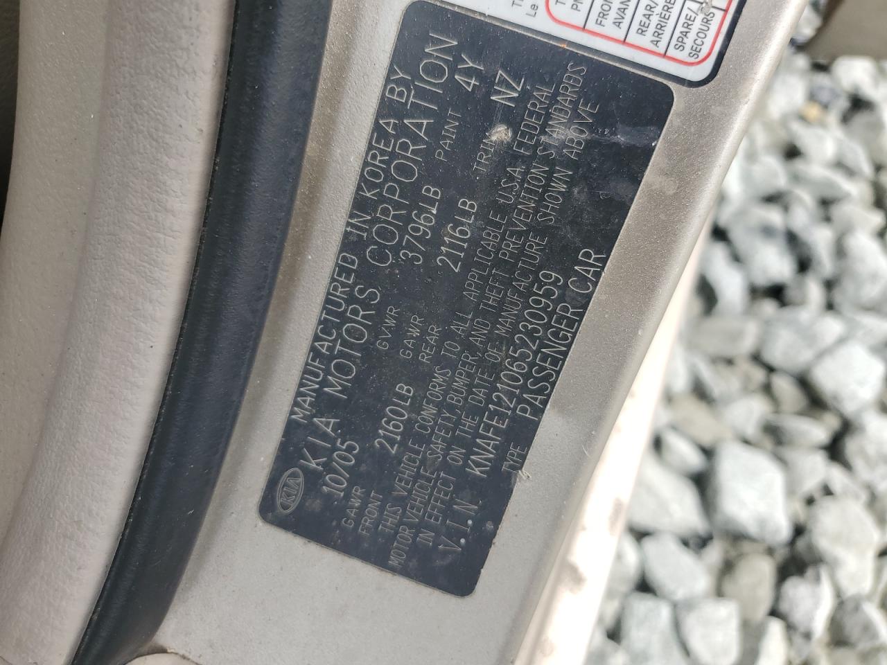 2006 Kia Spectra Lx VIN: KNAFE121065230959 Lot: 80861585