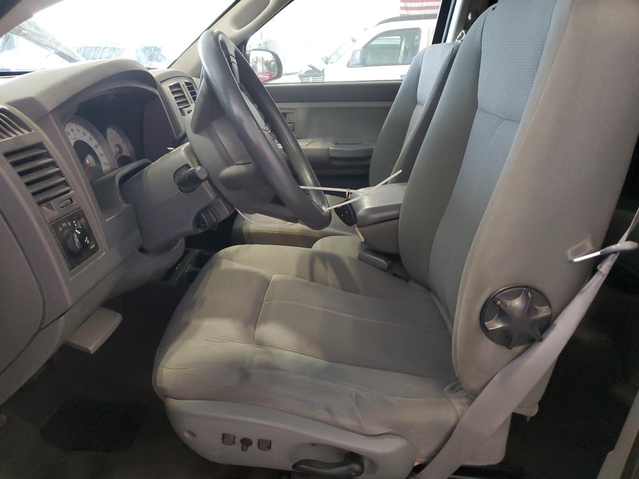 2006 Dodge Dakota Quad Slt VIN: 1D7HW48N96S718187 Lot: 70913475