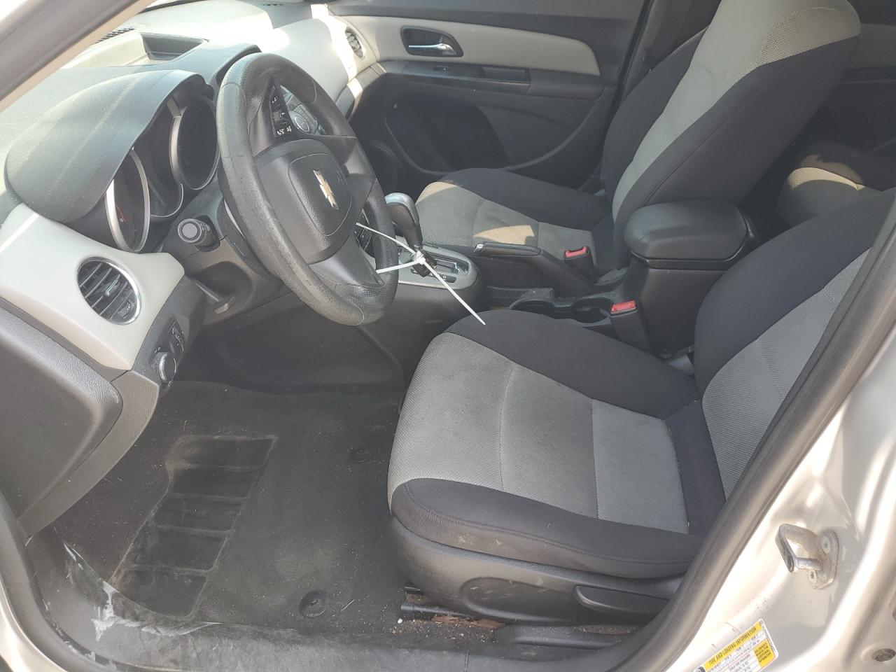 2014 Chevrolet Cruze Ls VIN: 1G1PA5SH1E7234327 Lot: 81679075