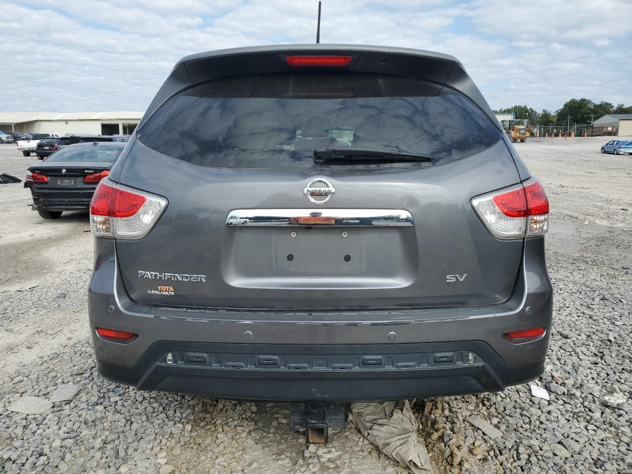 2015 Nissan Pathfinder S VIN: 5N1AR2MN9FC613734 Lot: 71904325