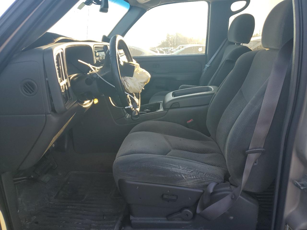 2004 Chevrolet Silverado C2500 VIN: 1GCGC23U94F160428 Lot: 81800435