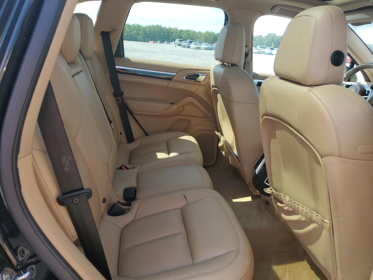 2015 Porsche Cayenne S VIN: WP1AB2A21FLA56710 Lot: 71866695