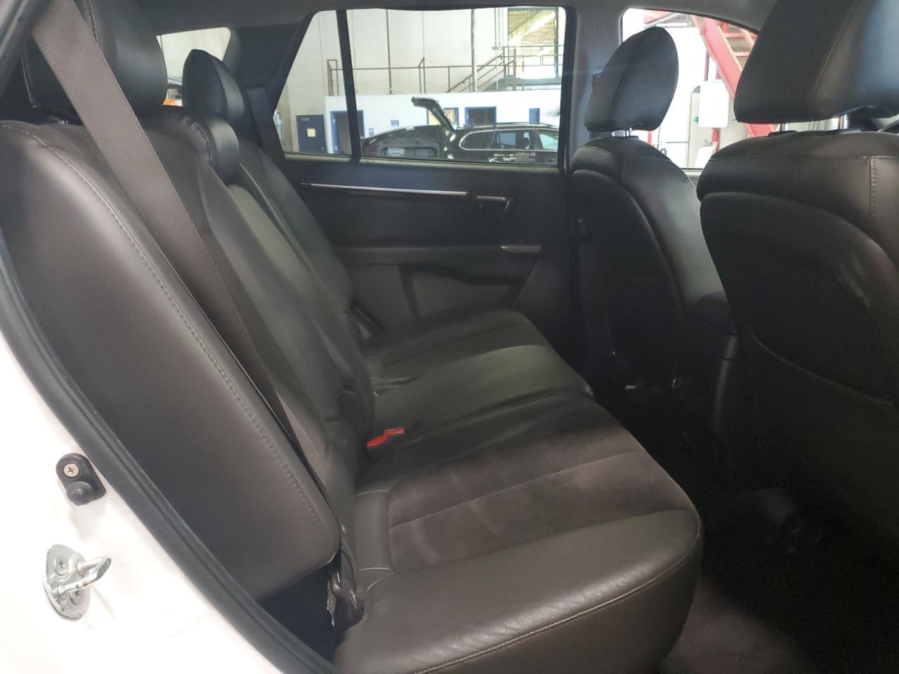 2011 Hyundai Santa Fe Se VIN: 5XYZHDAG4BG022051 Lot: 82033285