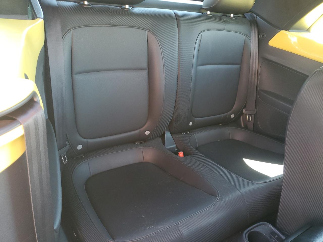 2014 Volkswagen Beetle VIN: 3VW5L7AT5EM811020 Lot: 70743635