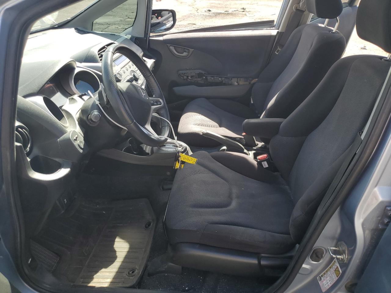2011 Honda Fit Sport VIN: JHMGE8H55BC003782 Lot: 81815305