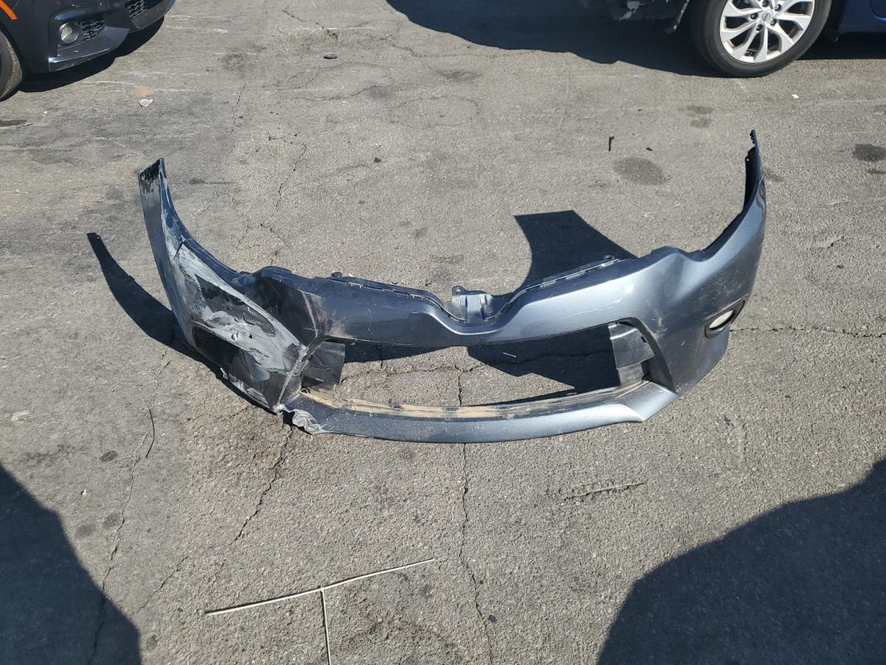 2016 Toyota Corolla L VIN: 5YFBURHE1GP470006 Lot: 81161015