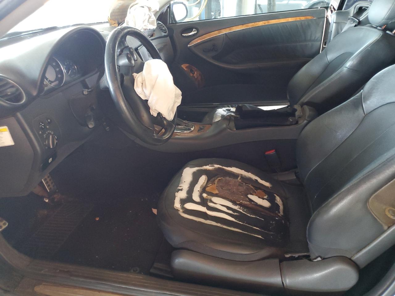 2005 Mercedes-Benz Clk 320 VIN: WDBTK65G95T046110 Lot: 81945955