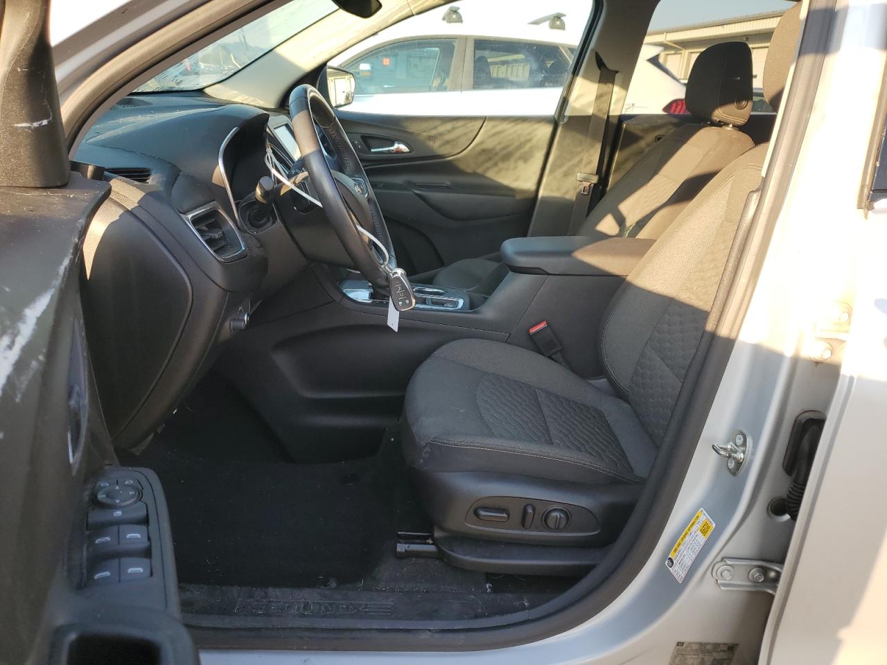 2018 Chevrolet Equinox Lt VIN: 2GNAXJEV5J6186810 Lot: 80959775