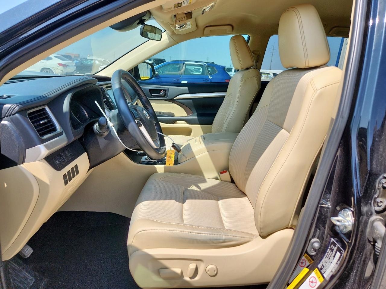 2019 Toyota Highlander Le VIN: 5TDZZRFH7KS300357 Lot: 80077125