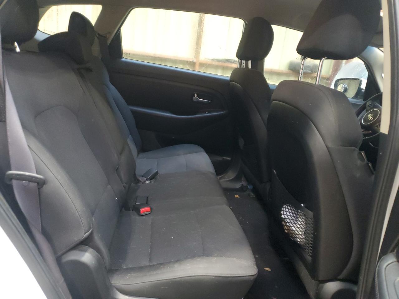 2014 Kia Rondo VIN: KNAHT8A32E7063274 Lot: 81692845