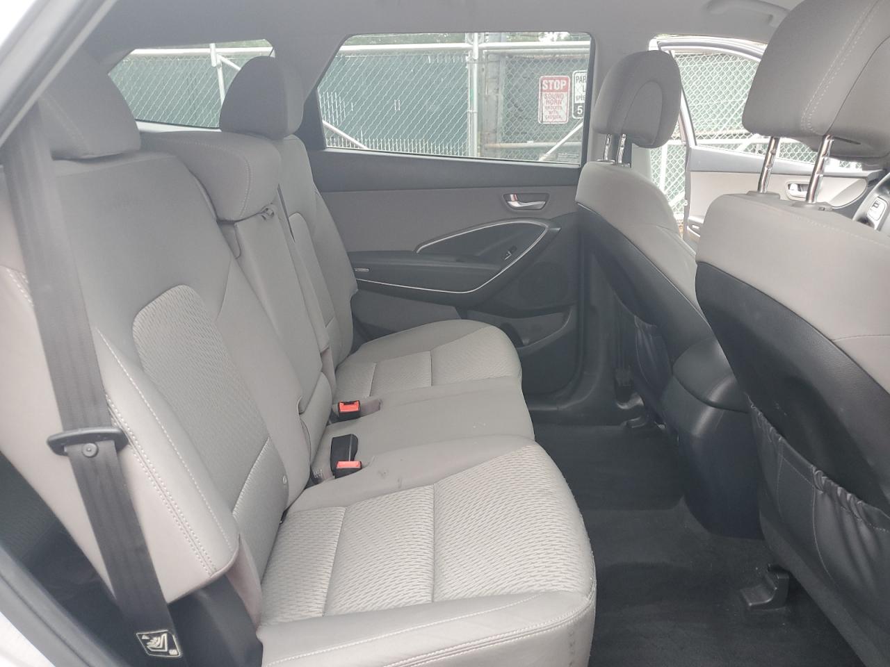 2018 Hyundai Santa Fe Se VIN: KM8SM4HF0JU276570 Lot: 83947775