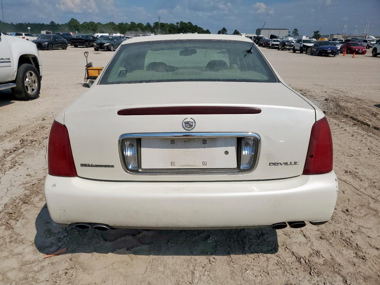 2003 Cadillac Deville VIN: 1G6KD54Y83U207682 Lot: 80739455